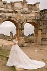 Aphrodite Madonna Yaka Otrişli Prenses Gelinlik