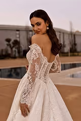 Nadia Fransız Dantel Uzun Kollu A Kesim Gelinlik - Mediha Cambaz Bridal
