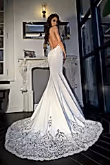Neusa Saten Dantel V Yaka Balık Gelinlik - Mediha Cambaz Bridal