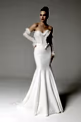 Swann Fransız Dantel Korsajlı İki Parça Balık Gelinlik - Mediha Cambaz Bridal