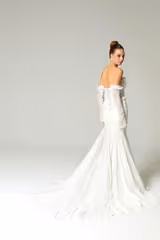 Swann Fransız Dantel Korsajlı İki Parça Balık Gelinlik - Mediha Cambaz Bridal