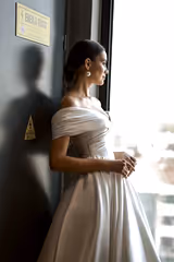 Tirinity Madonna Yaka A Kesim Saten Gelinlik - Mediha Cambaz Bridal